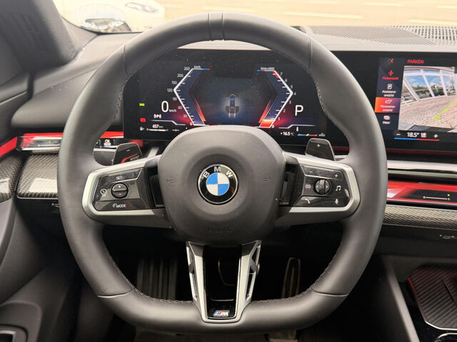 BMW 520 i T.M Sport Iconic ACC Sitzbel.PanoD.360°AHK Sportpaket Bluetooth HUD Navi LED Klima PDC el. Fen Ansicht 14 für Fahrzeugdetailseite