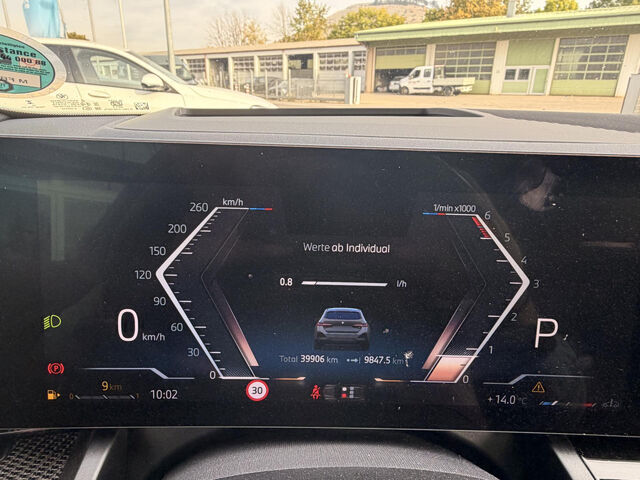 BMW 520 d xDr.T.M Sport Iconic ACC PanoD.Sitzbel.AHK Sportpaket Bluetooth HUD Navi LED Klima PDC el. Fens Ansicht 12 für Fahrzeugdetailseite