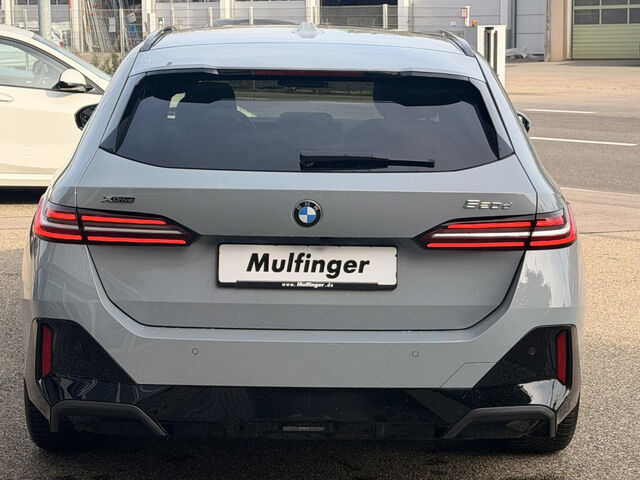 BMW 520 d xDr.T.M Sport Iconic ACC PanoD.Sitzbel.AHK Sportpaket Bluetooth HUD Navi LED Klima PDC el. Fens Ansicht 6 für Fahrzeugdetailseite