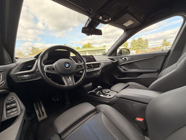 BMW 116 i Aut.M Sport LED Live-Prof DAB Lenkradh.PDC Sportpaket Bluetooth Navi Klima Aktivlenkung el. Fen Ansicht 12 für Fahrzeugdetailseite