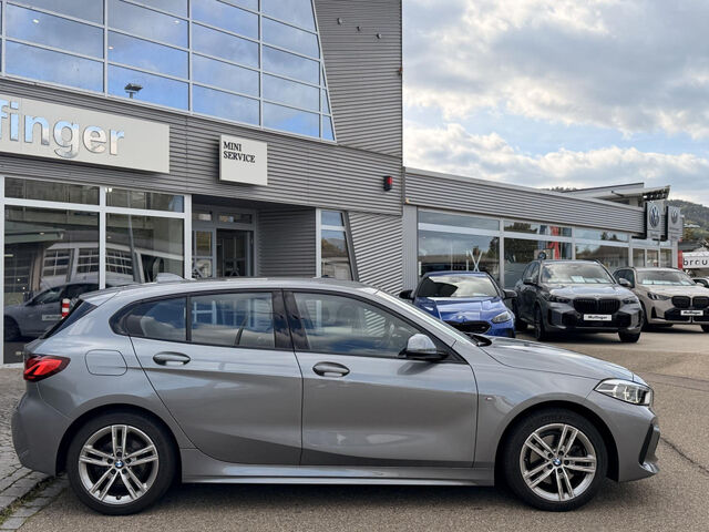 BMW 116 i Aut.M Sport LED Live-Prof DAB Lenkradh.PDC Sportpaket Bluetooth Navi Klima Aktivlenkung el. Fen Ansicht 6 für Fahrzeugdetailseite