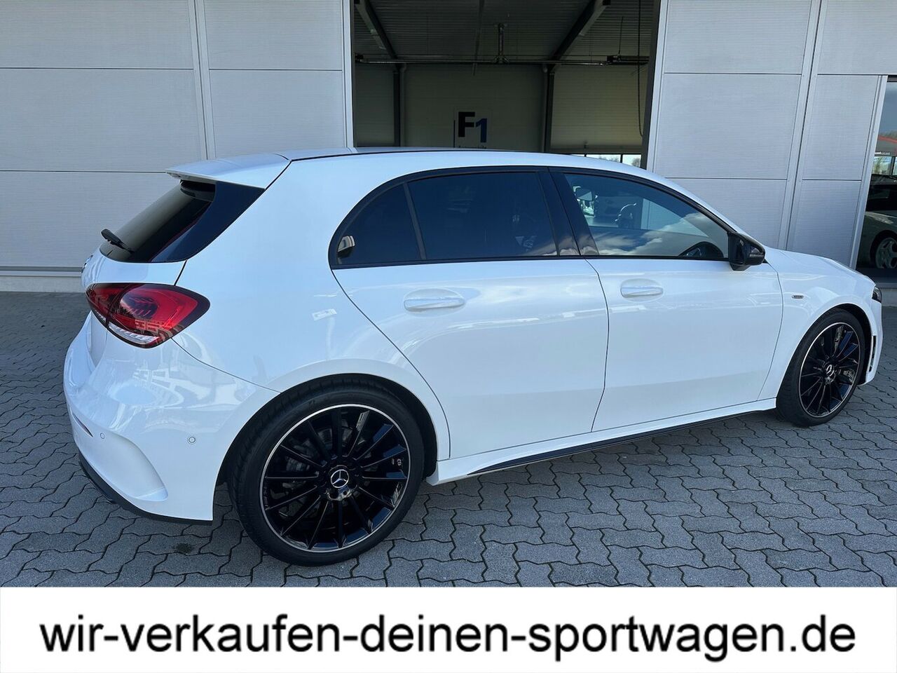 MERCEDES-BENZ A 250 4Matic Edition AMG Business-Paket Night-Paket MB-KD neu... Ansicht 4 für Fahrzeugdetailseite