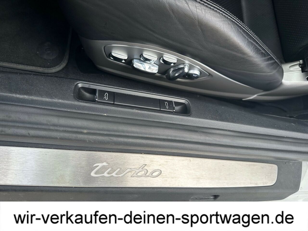 PORSCHE 911 Turbo Adap. Sportsitze Sp.-Chrono PDLS-Plus top Zustand... Ansicht 16 für Fahrzeugdetailseite