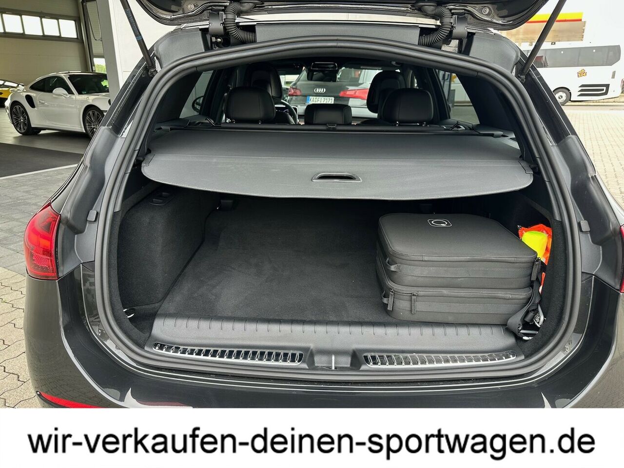 MERCEDES-BENZ C 63 AMG T 4Matic+ S E Performance (Design- und Ausstattungslinie Standard)... Ansicht 15 für Fahrzeugdetailseite