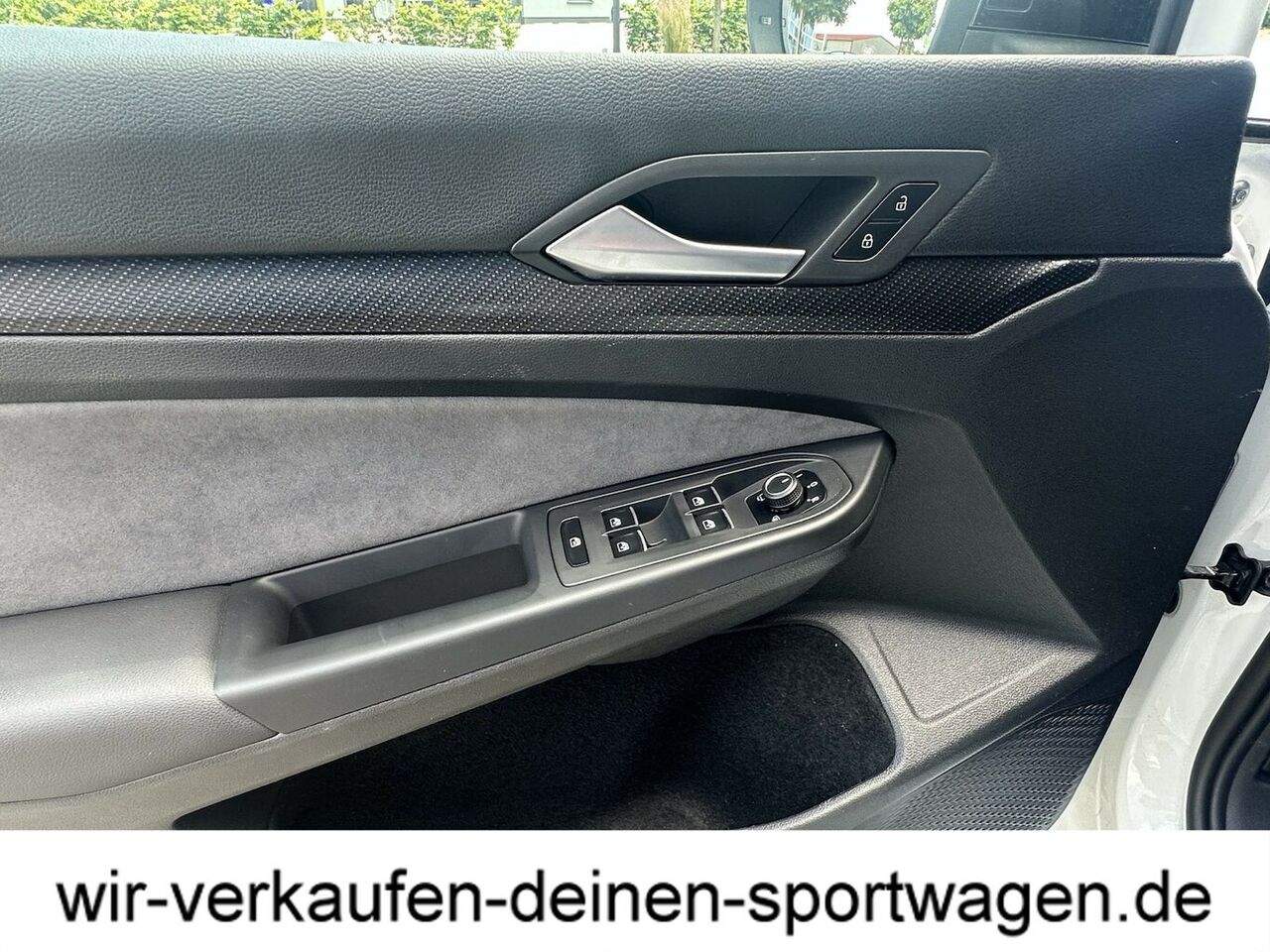 VW Golf R-Line Individ.-Einzelstück neuw. Zustand lückenlos VW-KD... Ansicht 12 für Fahrzeugdetailseite