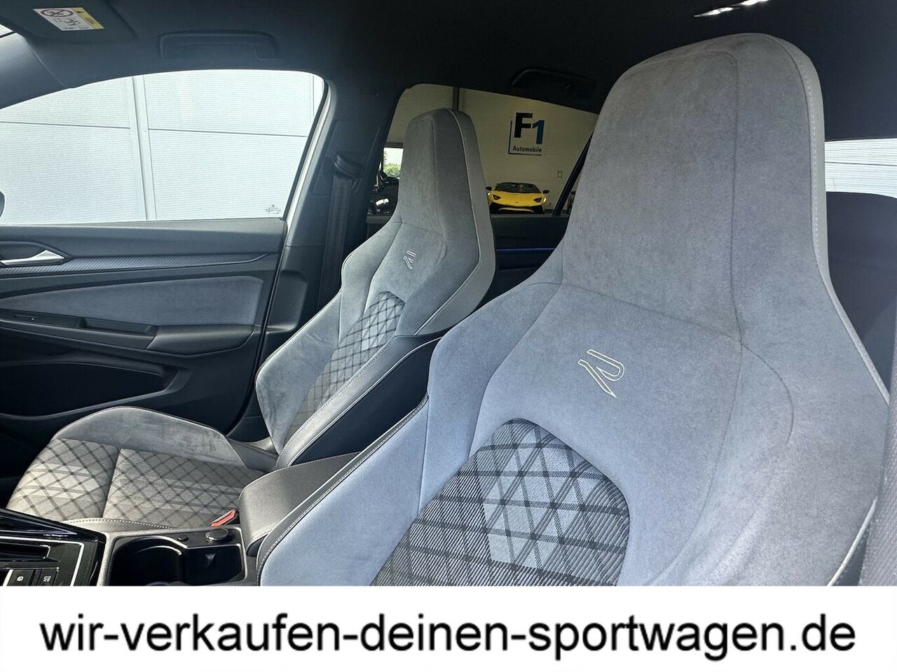 VW Golf R-Line Individ.-Einzelstück neuw. Zustand lückenlos VW-KD... Ansicht 6 für Fahrzeugdetailseite