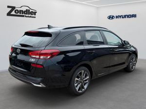 HYUNDAI i30 Kombi 1.5 Turbo (+48V) Advantage Plus-Paket