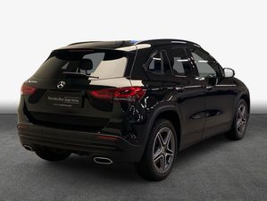 MERCEDES-BENZ GLA 250 e AMG-HeadUp-PANO-Night-M-Beam-SmartInt GLA