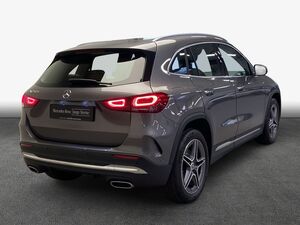 MERCEDES-BENZ GLA 250 e AMG-EasyPack-AHK-Beam-Kam-Ambiente GLA