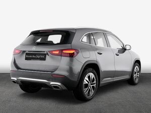 MERCEDES-BENZ GLA 250 e Progressive Advanced-AHK-11kW-Pano GLA