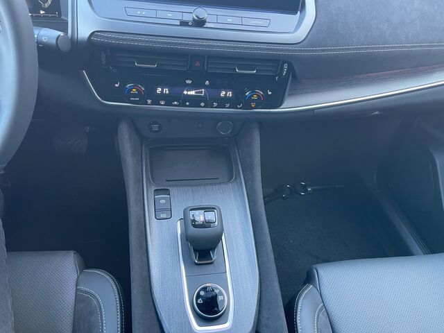 NISSAN Qashqai 1.3 DIG-T MHEV 158 PS Xtronic ALLRAD Tekna Premium Assistenzsysteme Rundumkameras Ansicht 17 für Fahrzeugdetailseite