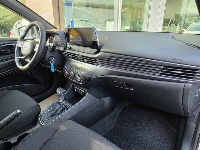 HYUNDAI i20 1.0 T-GDI 7-DCT Blackline MY26, BOSE, Navi, Kamera, Voll-LED, CarPlay, PDC, SHZ Ansicht 12 für Fahrzeugdetailseite