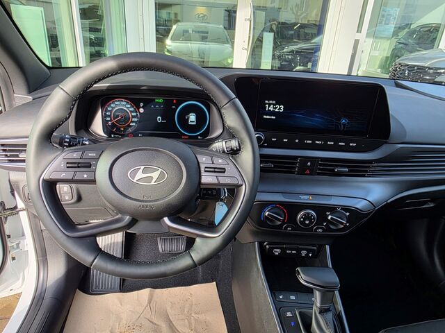 HYUNDAI i20 1.0 T-GDI 7-DCT Blackline MY26, BOSE, Navi, Kamera, Voll-LED, CarPlay, PDC, SHZ Ansicht 17 für Fahrzeugdetailseite