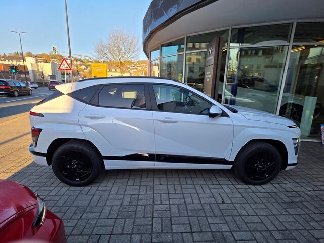 HYUNDAI KONA Elektro 65 kWh Trend MY26 / Assistenz-Paket / elektr. Heckklappe / Voll-LED / 360° / SHZ Ansicht 8 für Fahrzeugdetailseite