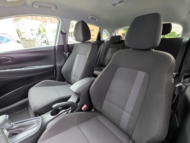 HYUNDAI i20 1.0 T-GDI 7-DCT Prime / BOSE / Navi / Kamera / Klimaautomatik Ansicht 11 für Fahrzeugdetailseite