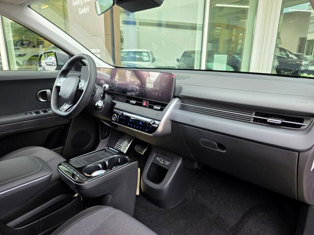 HYUNDAI IONIQ 5 84 kWh 2WD CENTRIQ MY27 / LED-Paket / Park-Paket / Wärmepumpe / Navi / CarPlay Ansicht 13 für Fahrzeugdetailseite