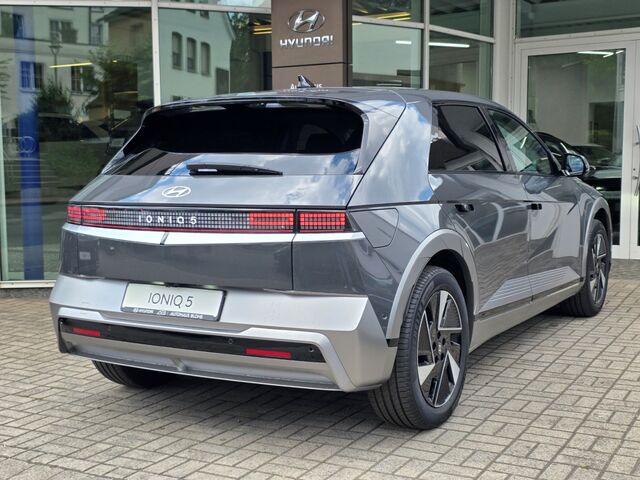 HYUNDAI IONIQ 5 84 kWh 2WD CENTRIQ MY27 / LED-Paket / Park-Paket / Wärmepumpe / Navi / CarPlay Ansicht 6 für Fahrzeugdetailseite