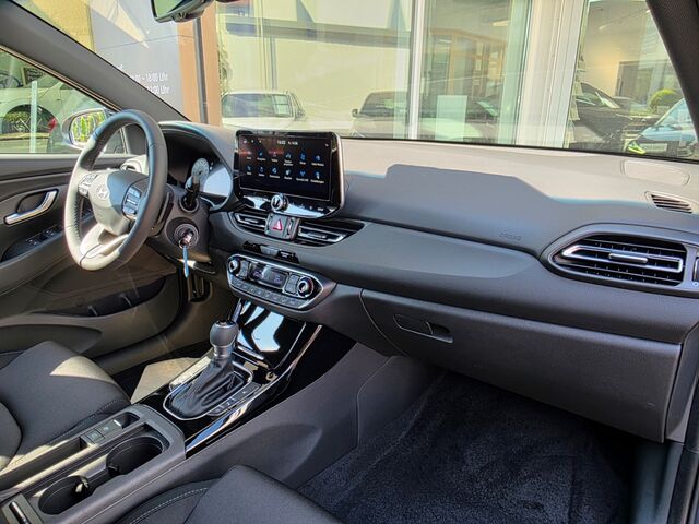 HYUNDAI i30 1.6 T-GDI 7-DCT Trend MY26 / CarPlay / Navi / Kamera / Voll-LED / Sitzheizung Ansicht 12 für Fahrzeugdetailseite