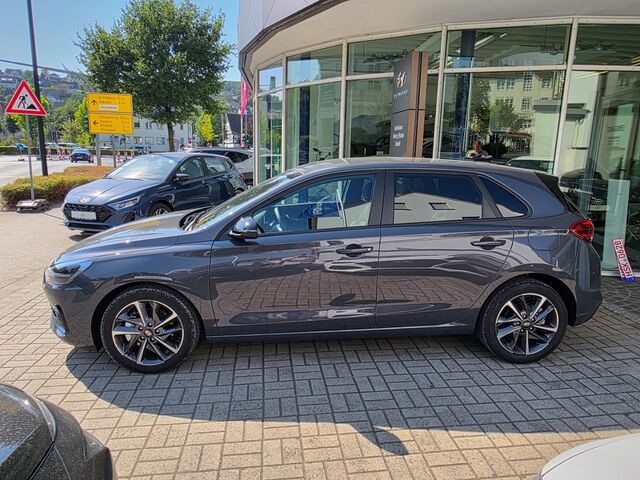 HYUNDAI i30 1.6 T-GDI 7-DCT Trend MY26 / CarPlay / Navi / Kamera / Voll-LED / Sitzheizung Ansicht 4 für Fahrzeugdetailseite