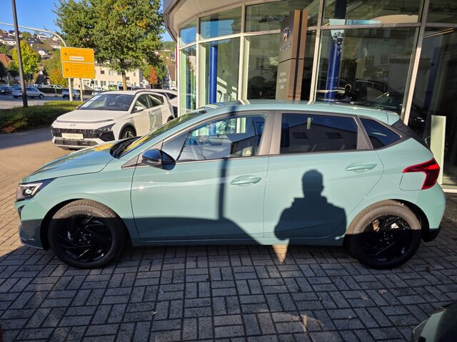 HYUNDAI i20 1.0 T-GDI 7-DCT Blackline MY26 / BOSE / Navi / CarPlay / Kamera / PDC Ansicht 4 für Fahrzeugdetailseite
