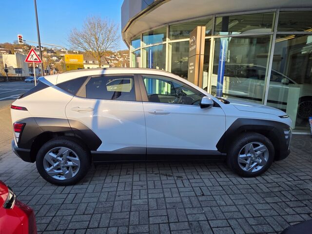 HYUNDAI KONA 1.6 T-GDI 7-DCT Trend MY26, elektr. Heckklappe, Navi, Kamera, PDC, SHZ, CarPlay, LED Ansicht 8 für Fahrzeugdetailseite