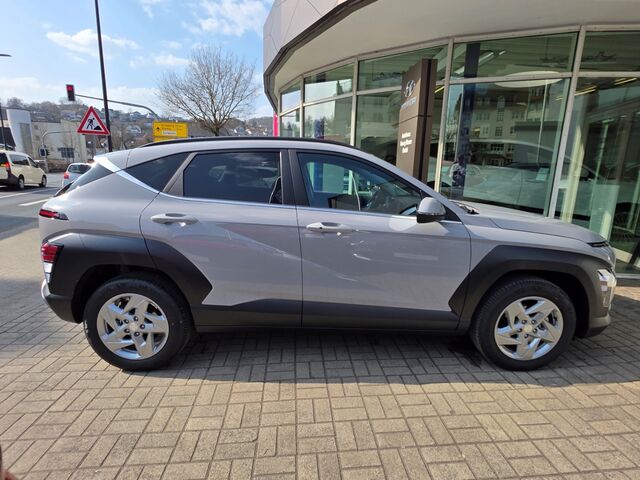 HYUNDAI Kona 1.6 T-GDI 7-DCT Trend MY26, Navi, Kamera, PDC, SHZ, CarPlay, LED Ansicht 8 für Fahrzeugdetailseite