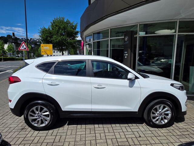 HYUNDAI TUCSON 1.6 T-GDI 7-DCT 4WD Trend Winterräder / PDC / Sitz- & Lenkradheizung Ansicht 8 für Fahrzeugdetailseite