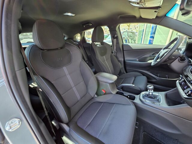 HYUNDAI i30 Fastback FL N Performance 2.0 T-GDI Winterräder / CarPlay / Navi / Kamera / PDC Ansicht 13 für Fahrzeugdetailseite