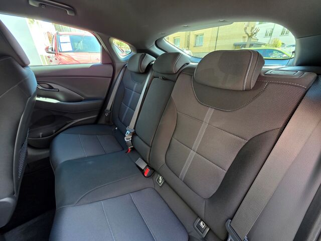 HYUNDAI i30 Fastback FL N Performance 2.0 T-GDI Winterräder / CarPlay / Navi / Kamera / PDC Ansicht 16 für Fahrzeugdetailseite