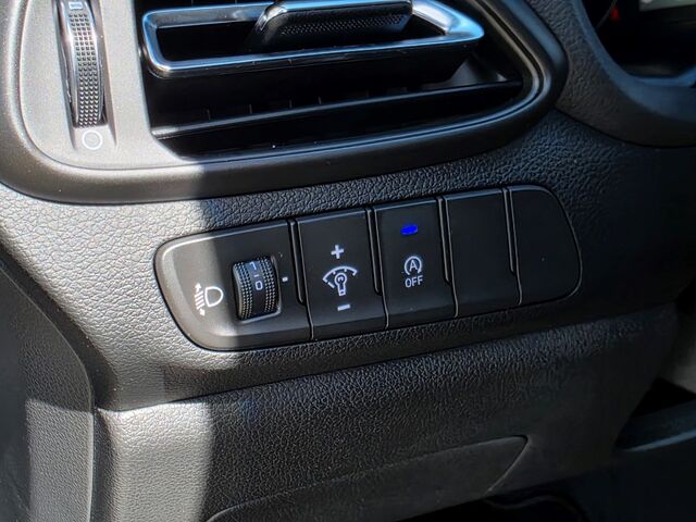 HYUNDAI i30 Fastback FL N Performance 2.0 T-GDI Winterräder / CarPlay / Navi / Kamera / PDC Ansicht 28 für Fahrzeugdetailseite