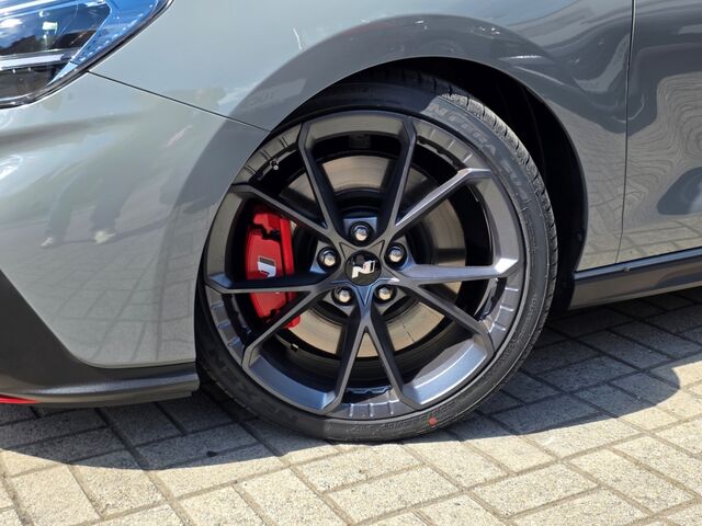 HYUNDAI i30 Fastback FL N Performance 2.0 T-GDI Winterräder / CarPlay / Navi / Kamera / PDC Ansicht 5 für Fahrzeugdetailseite