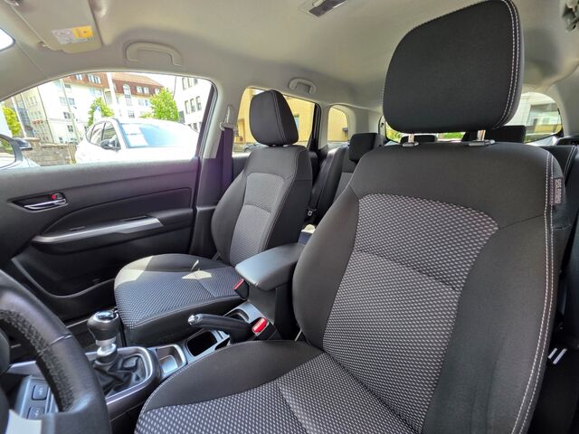 SUZUKI Vitara 1.4 4x2 Comfort AHK / Navi / Kamera / Klimaautomatik Ansicht 11 für Fahrzeugdetailseite