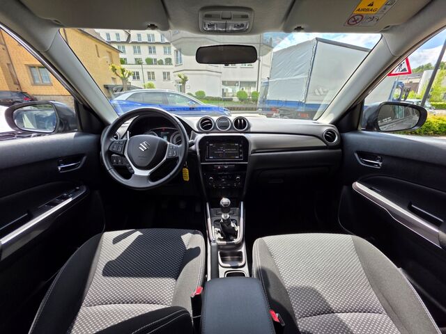 SUZUKI Vitara 1.4 4x2 Comfort AHK / Navi / Kamera / Klimaautomatik Ansicht 14 für Fahrzeugdetailseite