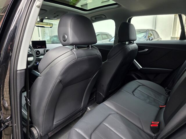 AUDI Q2 35 TFSi DSG sport AHK / Winterräder / Leder / Pano / Navi / / Sitzheizung Ansicht 15 für Fahrzeugdetailseite
