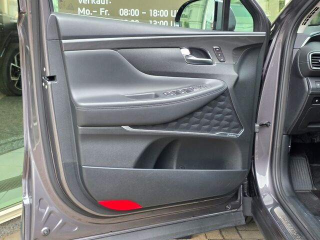 HYUNDAI SANTA FE PHEV 1.6 T-GDI A/T 4WD Prime / AHK / Winterräder / Pano / 360° / Leder / Totwinkel / Navi Ansicht 30 für Fahrzeugdetailseite