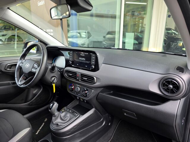 HYUNDAI i10 1.2 A/T Trend MY25 / Winterräder / Navi / Kamera / PDC / SHZ / CarPlay Ansicht 12 für Fahrzeugdetailseite
