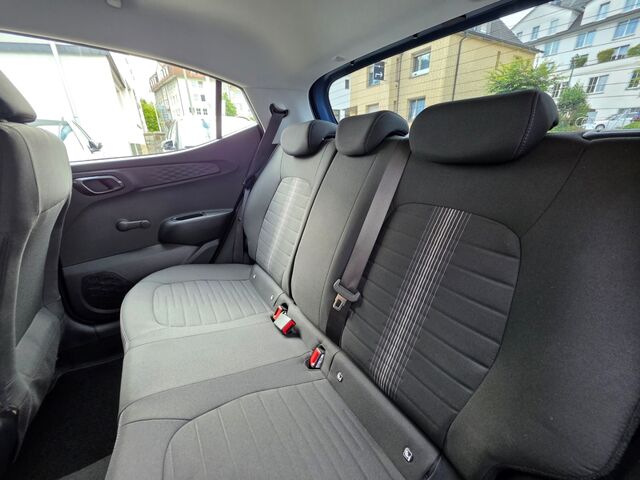 HYUNDAI i10 1.2 A/T Trend MY25 / Winterräder / Navi / Kamera / PDC / SHZ / CarPlay Ansicht 16 für Fahrzeugdetailseite