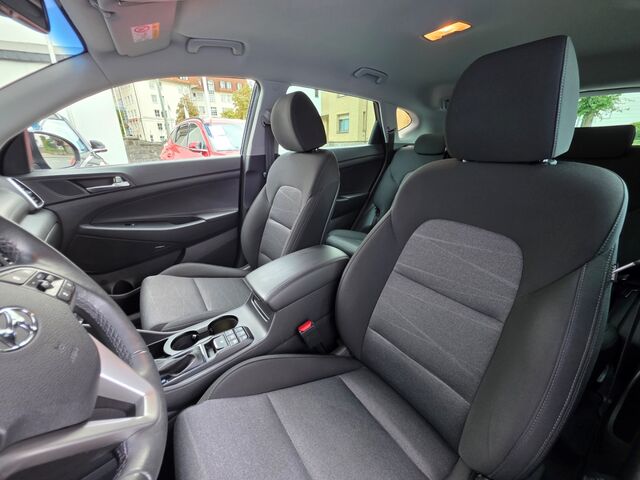 HYUNDAI TUCSON 2.0 CRDi AT 4WD Premium / AHK / ACC / Navi / CarPlay / 360° / KRELL / Smart-Key Ansicht 11 für Fahrzeugdetailseite