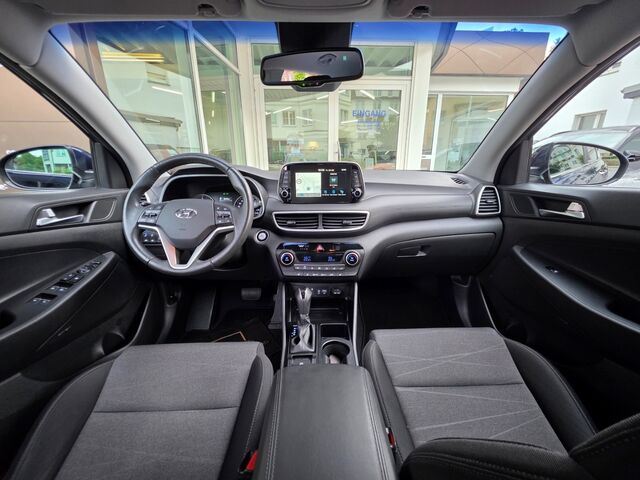 HYUNDAI TUCSON 2.0 CRDi AT 4WD Premium / AHK / ACC / Navi / CarPlay / 360° / KRELL / Smart-Key Ansicht 15 für Fahrzeugdetailseite