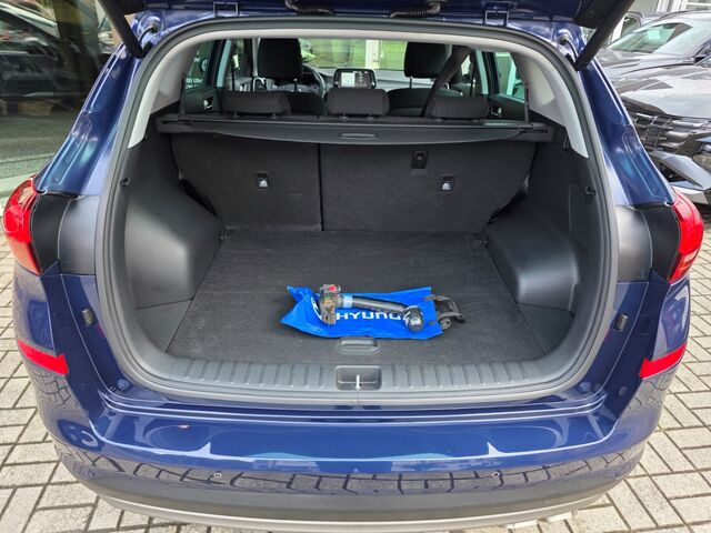 HYUNDAI TUCSON 2.0 CRDi AT 4WD Premium / AHK / ACC / Navi / CarPlay / 360° / KRELL / Smart-Key Ansicht 25 für Fahrzeugdetailseite