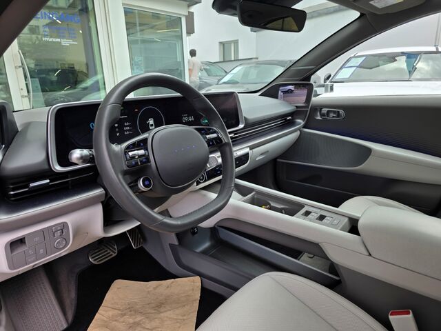 HYUNDAI IONIQ 6 77,4 kWh 4WD UNIQ / AHK / Pano / digitale Spiegel / 360° / BOSE / Leder / Memory Ansicht 11 für Fahrzeugdetailseite