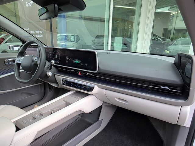 HYUNDAI IONIQ 6 77,4 kWh 4WD UNIQ / AHK / Pano / digitale Spiegel / 360° / BOSE / Leder / Memory Ansicht 14 für Fahrzeugdetailseite