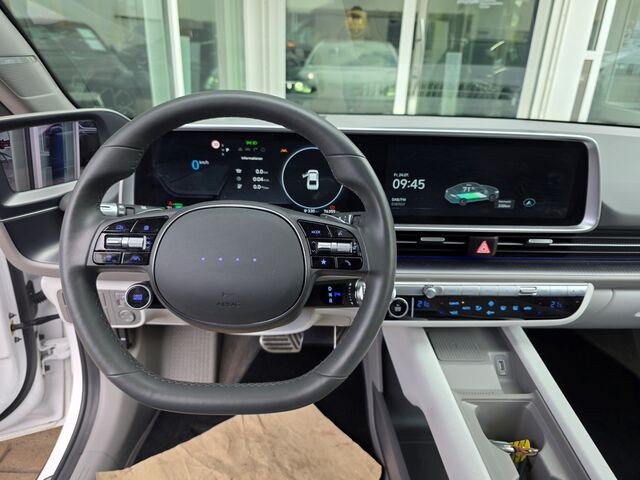 HYUNDAI IONIQ 6 77,4 kWh 4WD UNIQ / AHK / Pano / digitale Spiegel / 360° / BOSE / Leder / Memory Ansicht 20 für Fahrzeugdetailseite