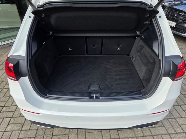 MERCEDES-BENZ B 200 DCT AMG Line / LED / Night-Paket / Navi / Allwetter / Kamera / PDC Ansicht 22 für Fahrzeugdetailseite