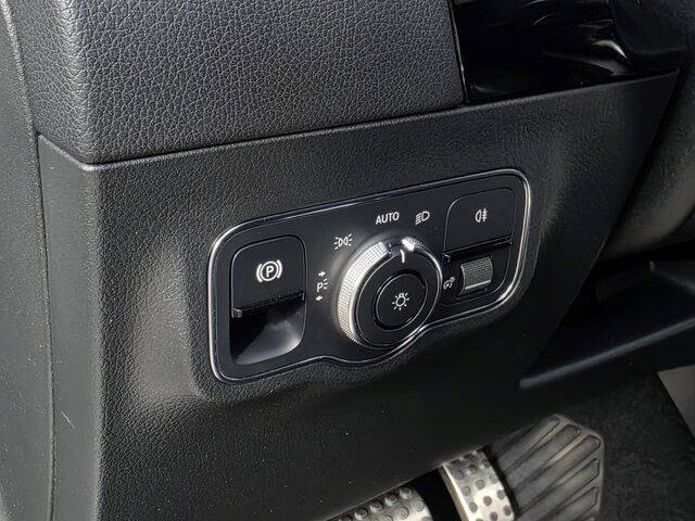 MERCEDES-BENZ B 200 DCT AMG Line / LED / Night-Paket / Navi / Allwetter / Kamera / PDC Ansicht 27 für Fahrzeugdetailseite