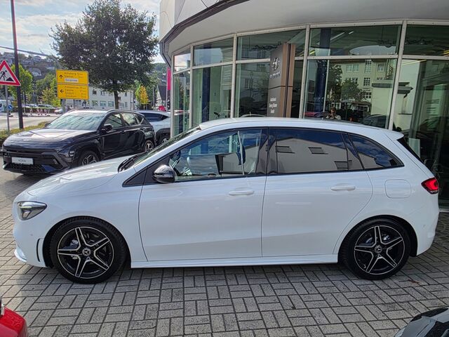MERCEDES-BENZ B 200 DCT AMG Line / LED / Night-Paket / Navi / Allwetter / Kamera / PDC Ansicht 4 für Fahrzeugdetailseite