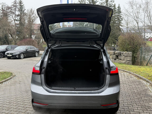 BMW 220 Active Tourer 220d AT HUD ACC SuView.Lenkh.AktivSitz.H/K AHK Navi LED PDC Ansicht 6 für Fahrzeugdetailseite