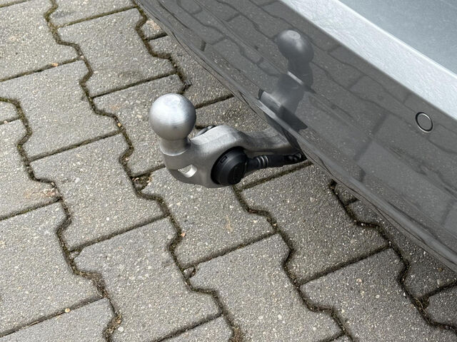 BMW 220 Active Tourer 220d AT HUD ACC SuView.Lenkh.AktivSitz.H/K AHK Navi LED PDC Ansicht 7 für Fahrzeugdetailseite