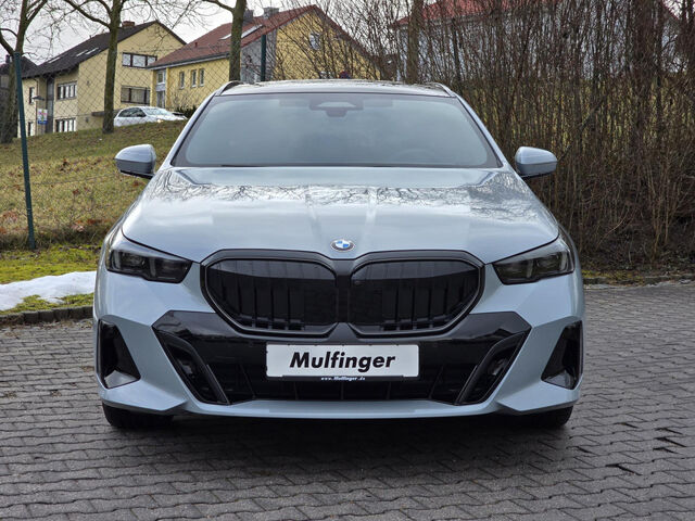 BMW 540 d TxDr M Sport Pro.HUD.SuView.Lenkh.Bow&Wilk Sportpaket Navi LED Klima PDC Ansicht 3 für Fahrzeugdetailseite