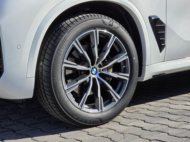 BMW X5 x30d M Sport HUD Park-Prof.SoftCl.H/K AHK 20 Sportpaket Bluetooth Navi LED Vollleder Klima PDC el Ansicht 8 für Fahrzeugdetailseite